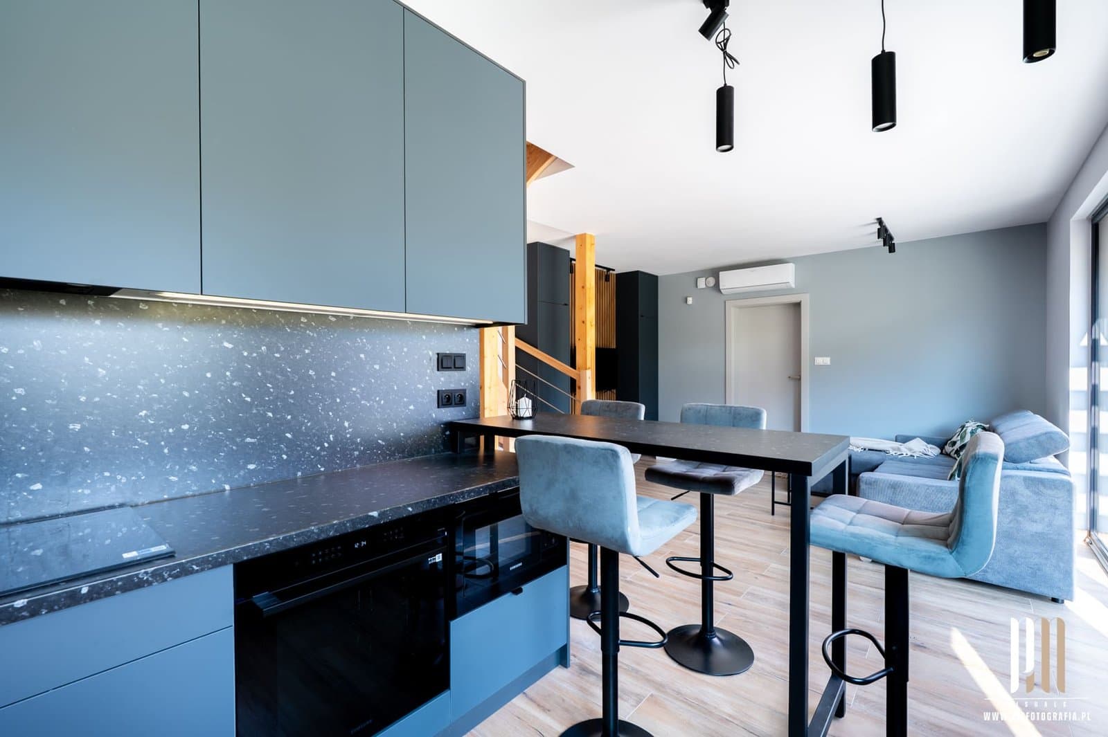 Sesja studyjna EcoModHomes - domy mobilne i modułowe (09)