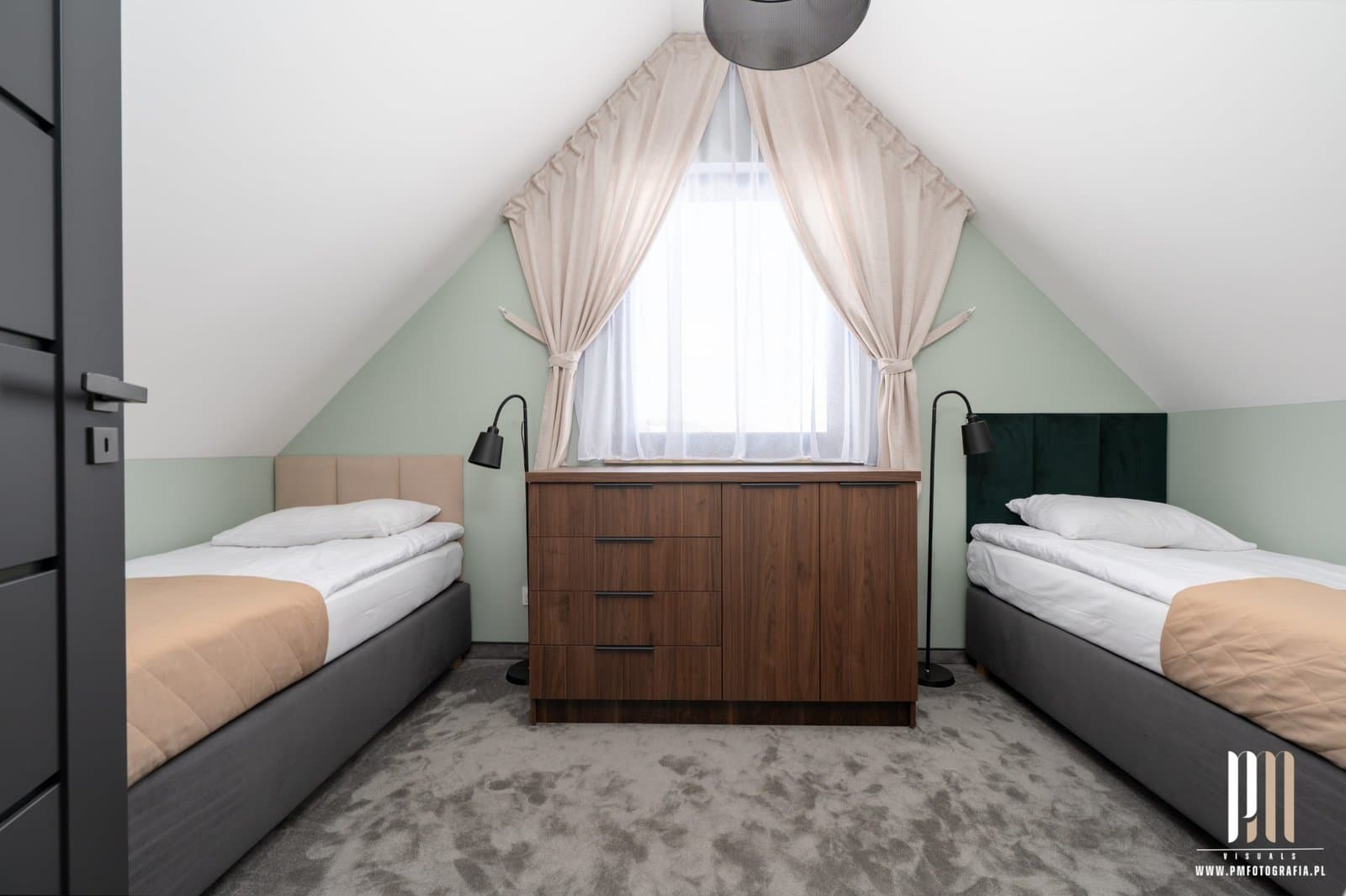 Sesja studyjna EcoModHomes - domy mobilne i modułowe (39)